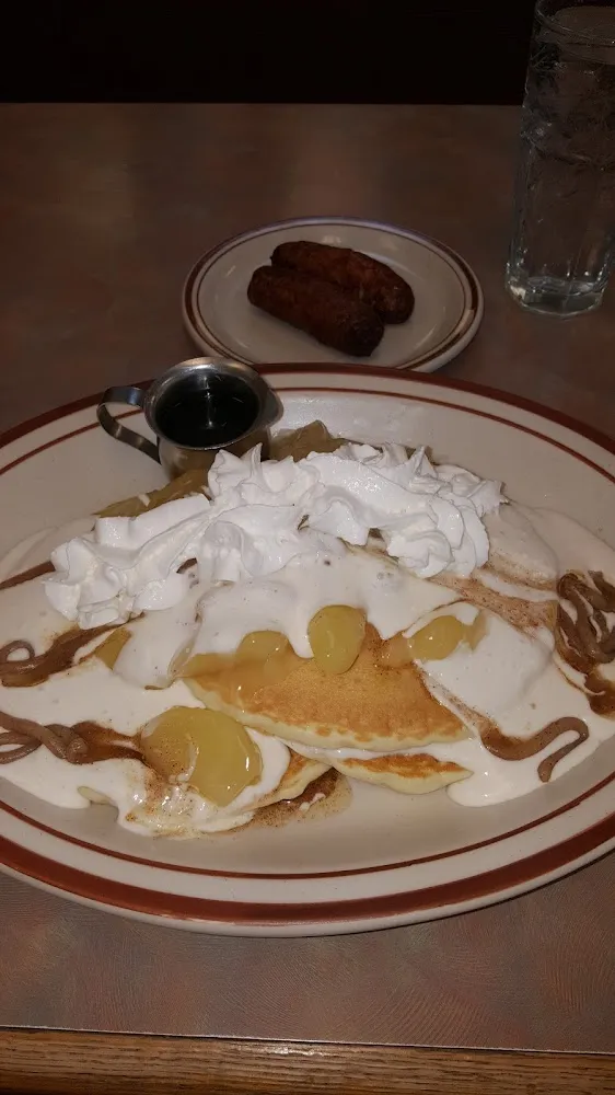 Apple Cinnamon Pancakes with Apples and Cream Cheese