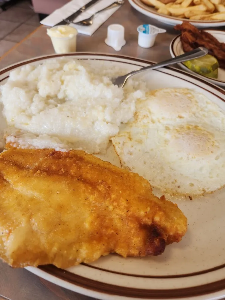 Fried Catfish Cheese Grits and Egga